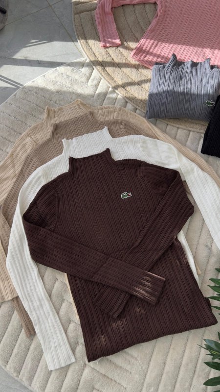 بلوزة لاكوست